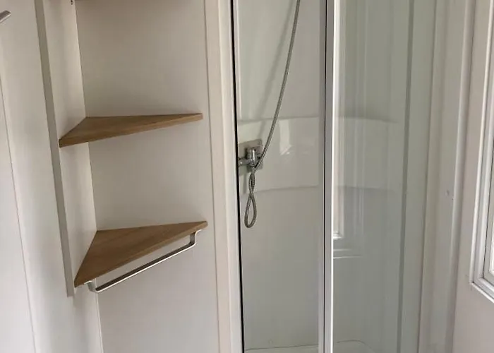 Кемпинг Mobilhhome 4 A 6 Personnes Terrasse Couverte Пирьяк-Сюр-Мер