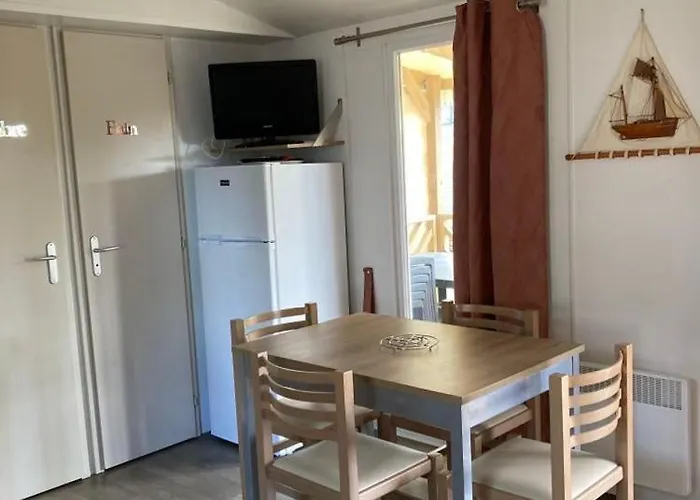 Mobilhhome 4 A 6 Personnes Terrasse Couverte 캠프장 피리악-쉬르-메르