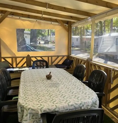 Mobilhhome 4 A 6 Personnes Terrasse Couverte *